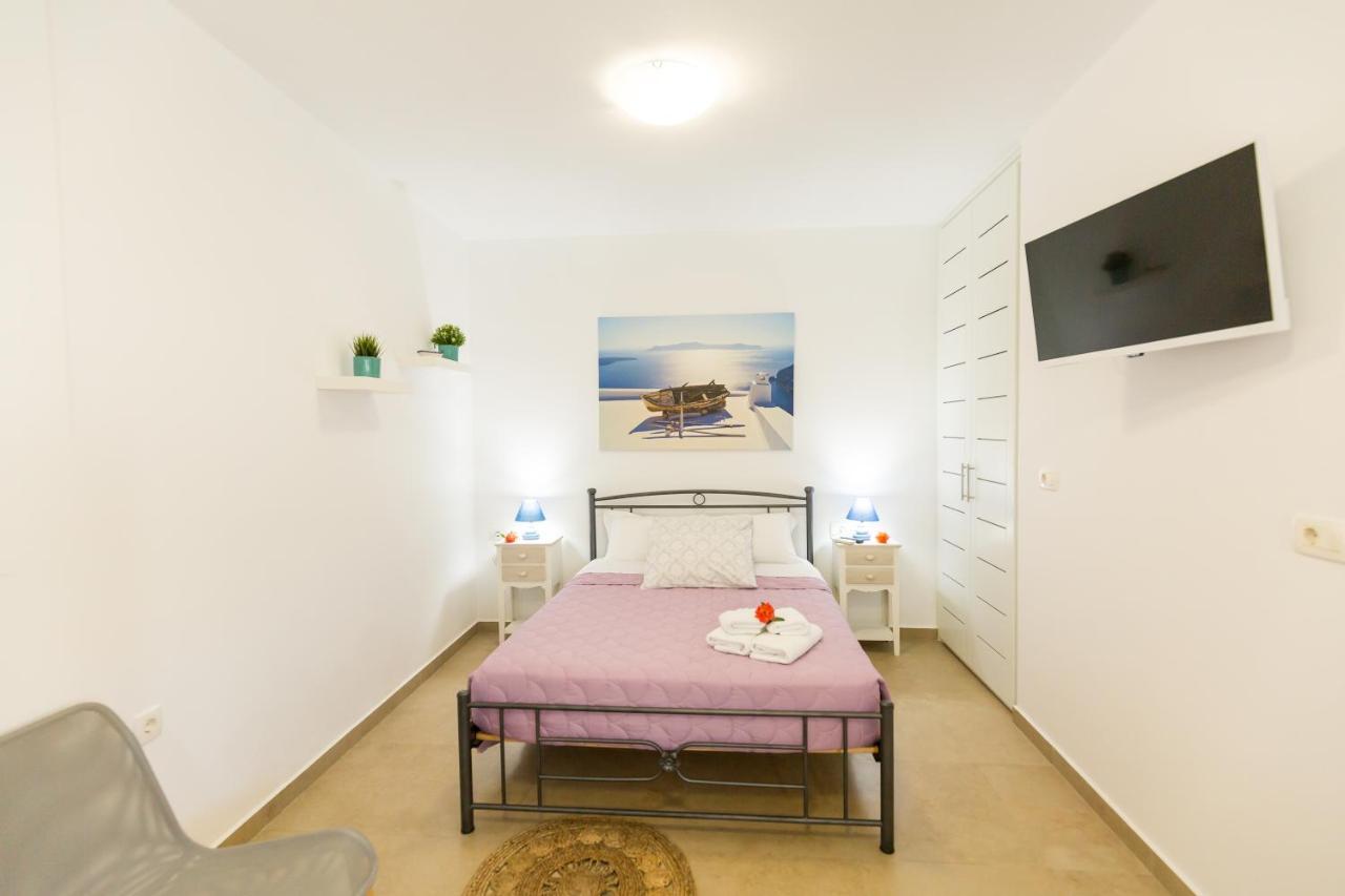 Sunrise Apartment Santorini Emporio  Esterno foto
